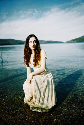 LISTEN: Marissa Nadler - Apostle