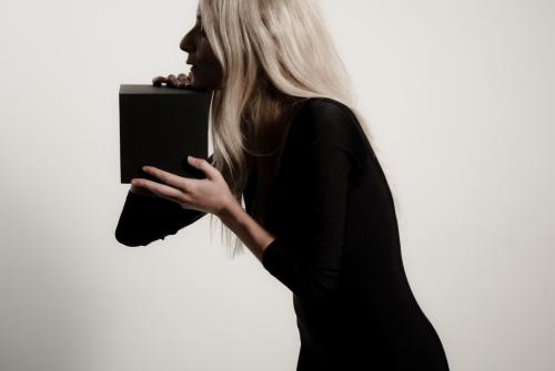 iamamiwhoami wins MTV digital genius award