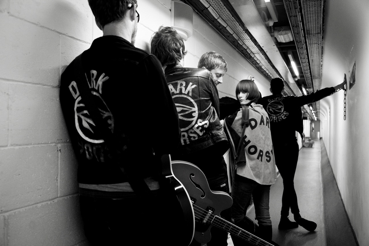 Track Of The Day #111: Dark Horses - Alone 22 Track Of The Day #111: Dark Horses - Alone