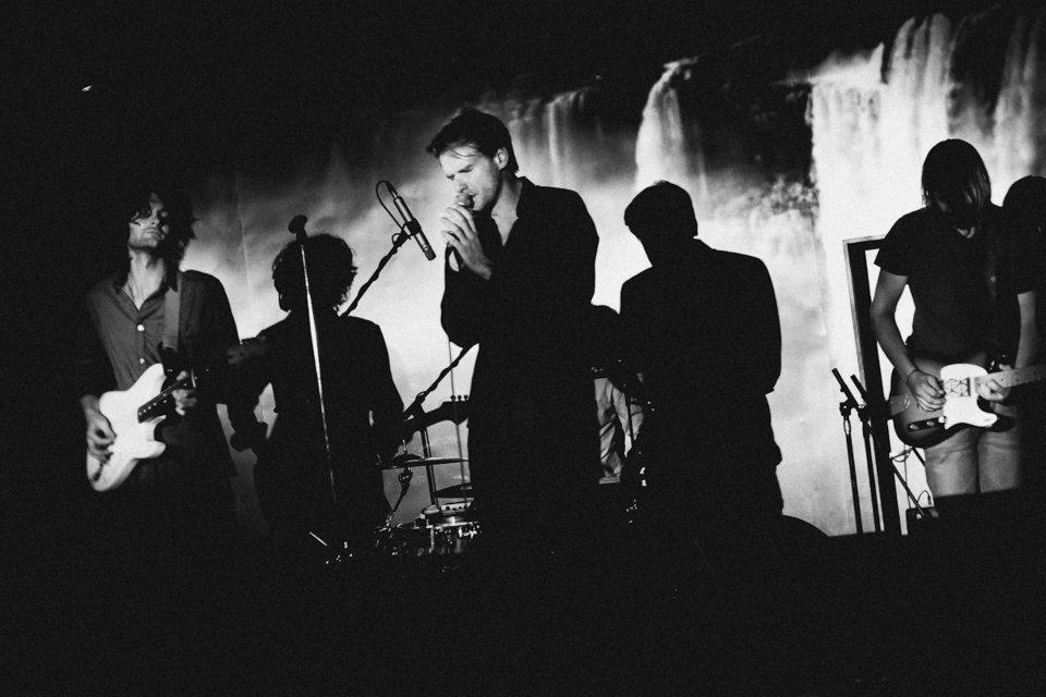 FREE MP3: Heart-Ships - Pinhole of Light