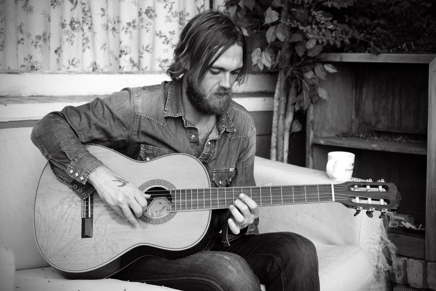 VIDEO EXCLUSIVE: Charlie Clark - Sunken Ships 2