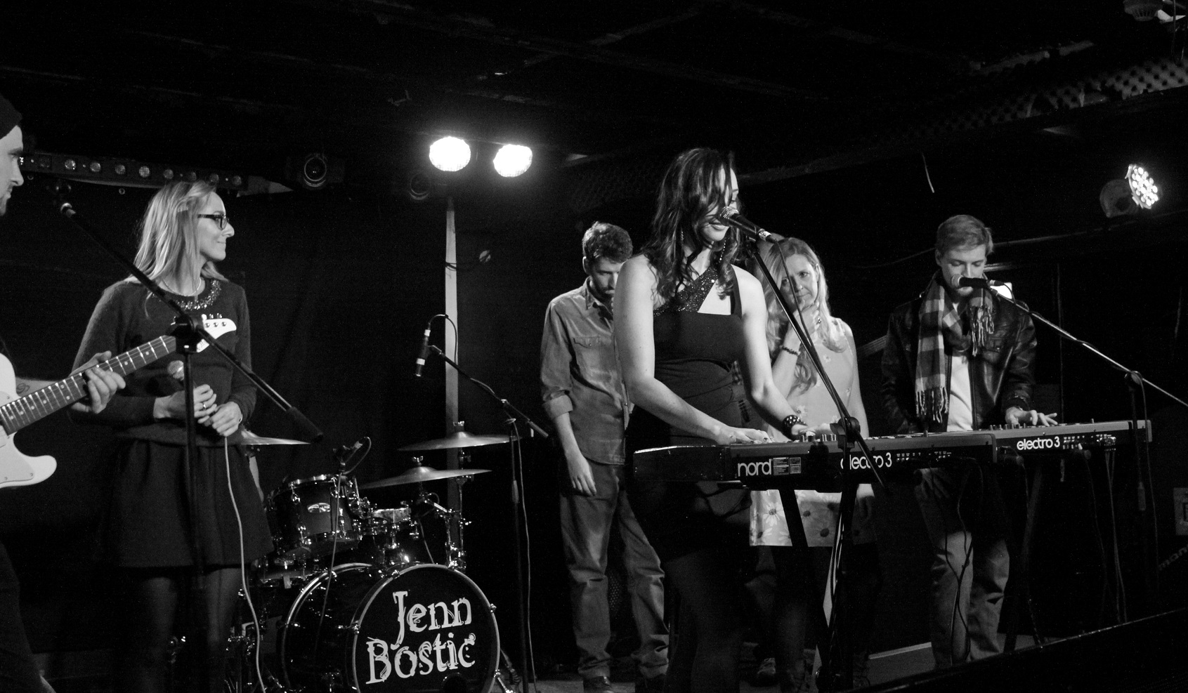 Jenn Bostic + Emma Stevens – Fibbers, York, 3rd December 2013 1
