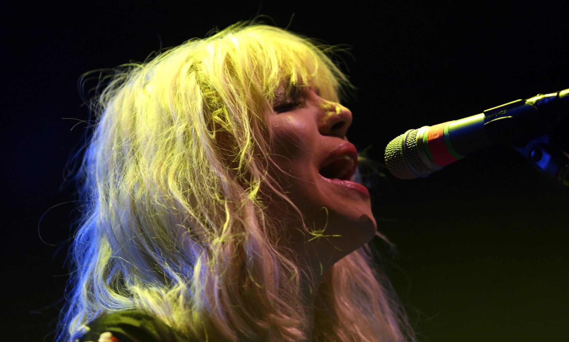 Courtney Love/White Miles – O2 Academy, Leeds, 16th May 2014 1