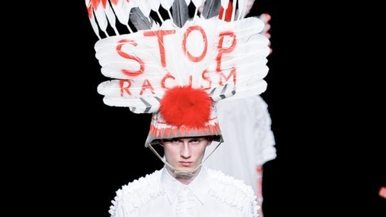 Ban the sale of Native American-style headdresses on festival sites from 2015?