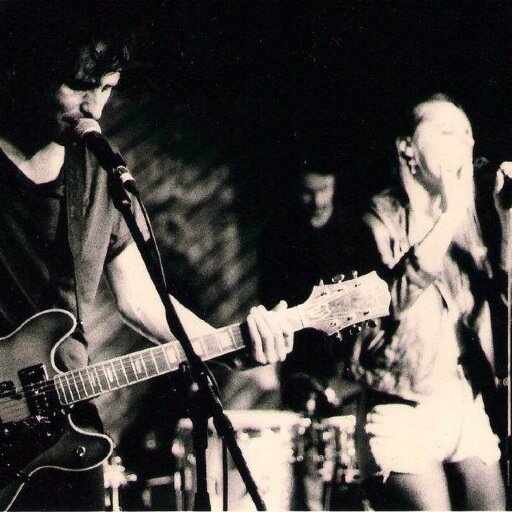 Coves - 'Fall Out Of Love'