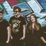 PREMIERE: Midas Fall - Circus Performer