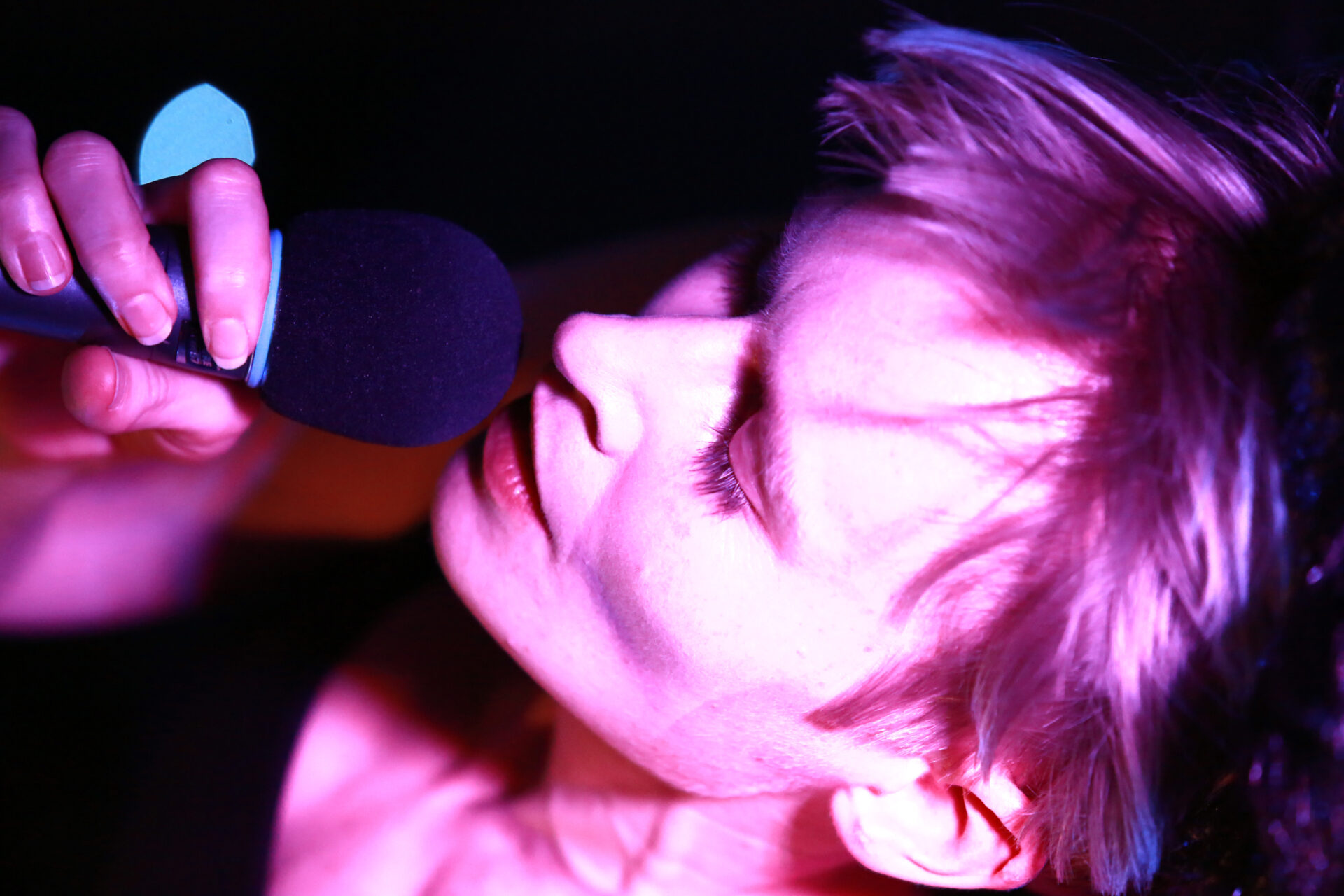 Jenny Hval – Brudenell Games Room, Leeds, 7th November 2015 4