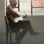 VIDEO PREMIERE: Tom Williams - New House (Live)