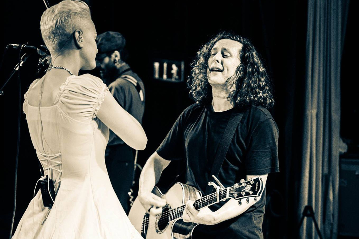 A Bunch Of Fives: a retrospective with The Wonder Stuff’s Miles Hunt – PART THREE, From The Midlands With Love 1