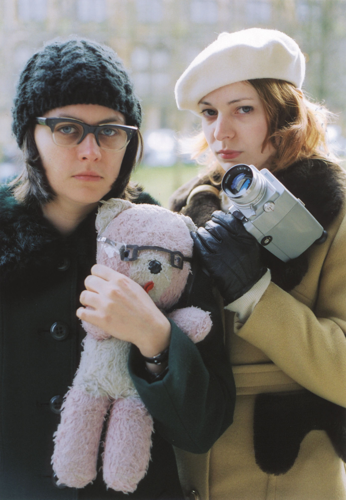 NEWS: Elefant Records to reissue two singles by Camera Obscura