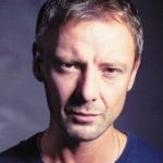 Actor John Simm urges people to unite in face of Manchester concert tragedy