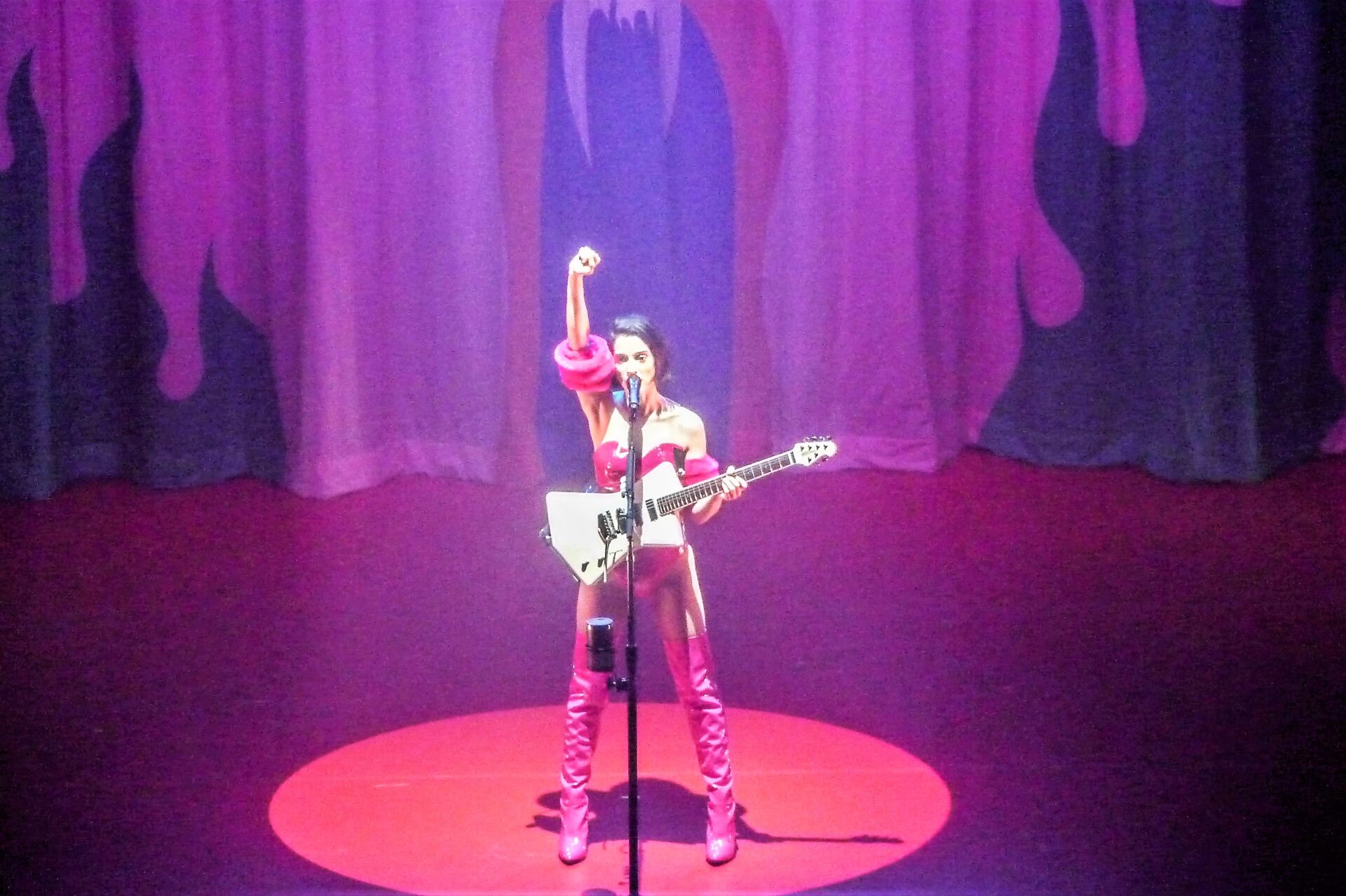 St. Vincent – O2 Manchester Apollo, 18/10/2017 1