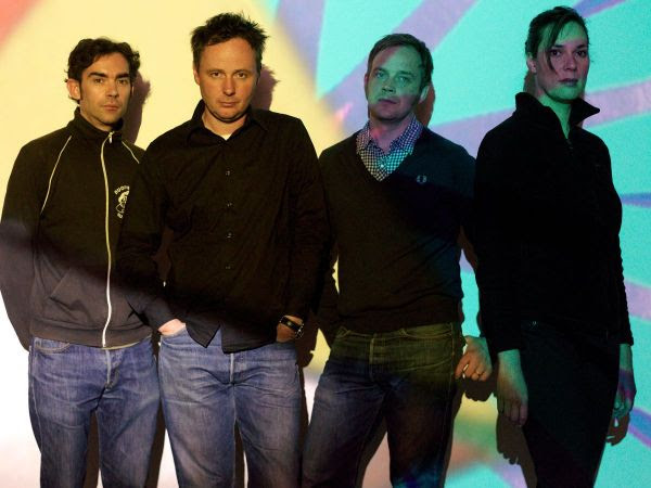 NEWS: Stereolab share alternative mix of 'Wow and Flutter'