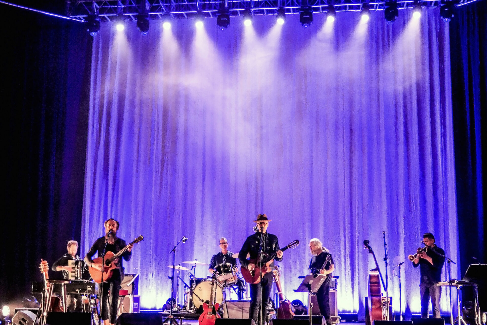 Calexico and Iron & Wine / Lisa O’Neill – Bridgewater Hall, Manchester, 20/11/2019 1