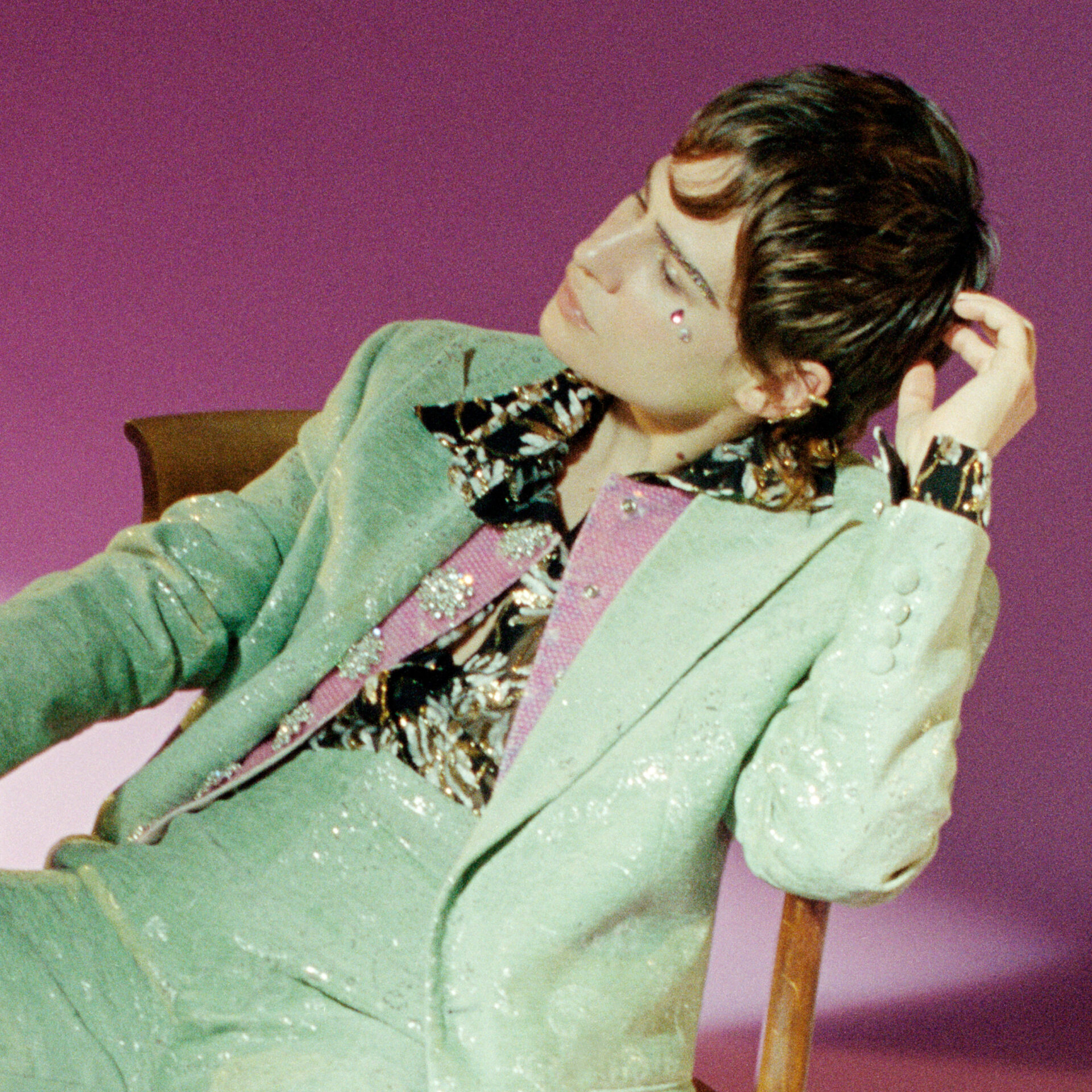 NEWS: Christine and the Queens returns with the elegant honesty of ‘People, I’ve been sad’ 1