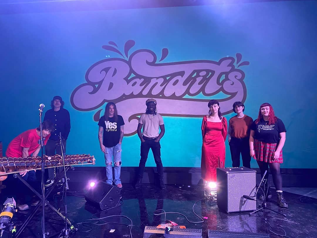 NEWS: Curadur on S4C: Kliph Scurlock, Euros Childs, Gruff Rhys, Adwaith, N'famady Kouyate pay tribute to Endaf Emlyn 1