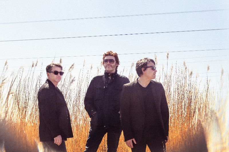 NEWS: Manic Street Preachers reveal chiming piano pop of new single 'Orwellian' from forthcoming album ‘The Ultra Vivid Lament’ 1