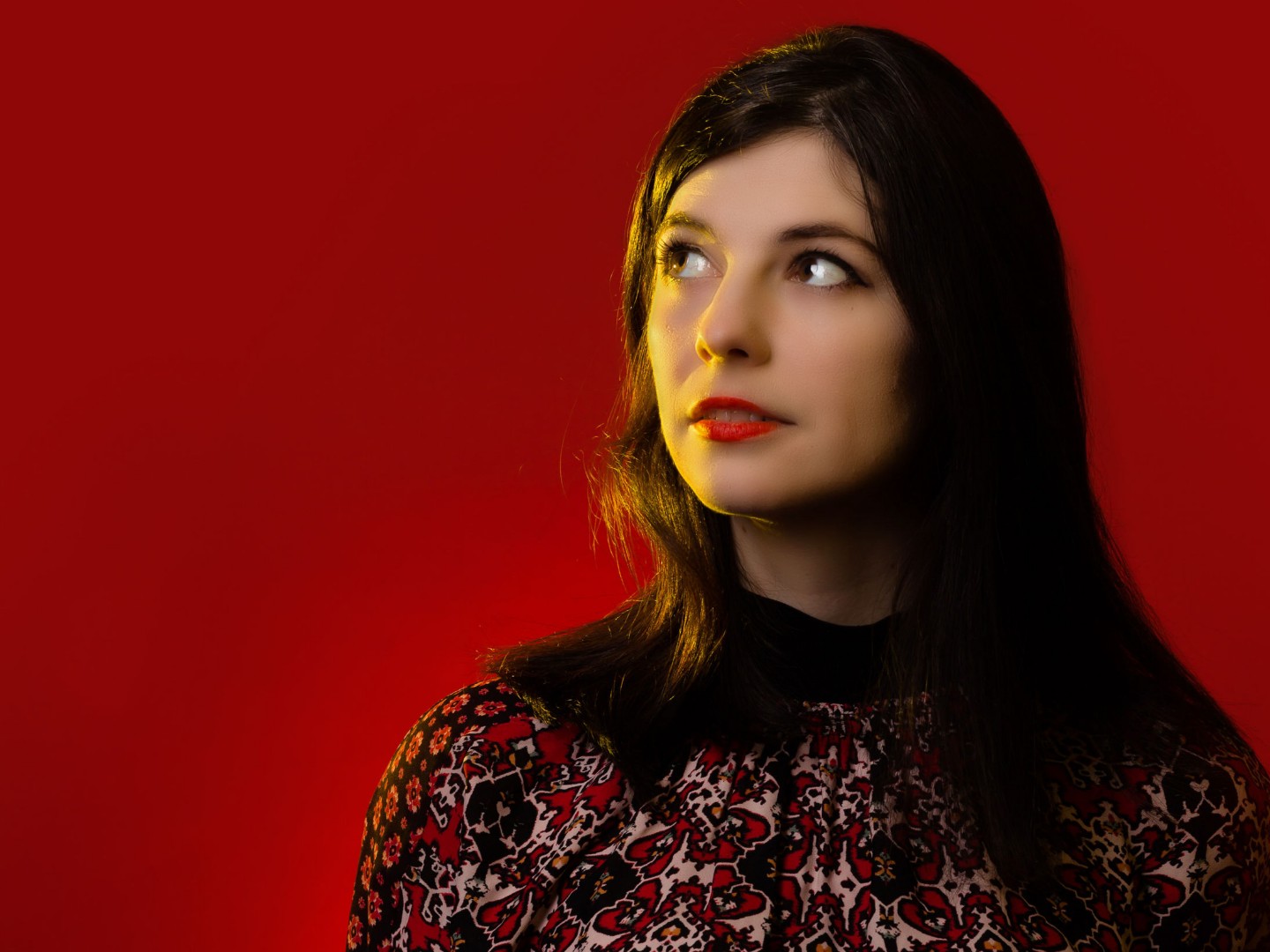 Video Of The Week #199: Roxanne de Bastion - Ordinary Love 2