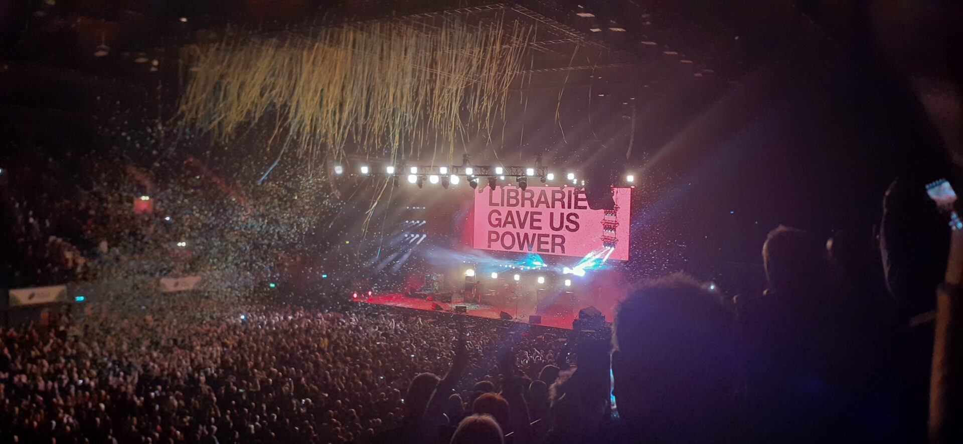 LIVE: Manic Street Preachers – Wembley SEE Arena, London, 03/12/2021 1