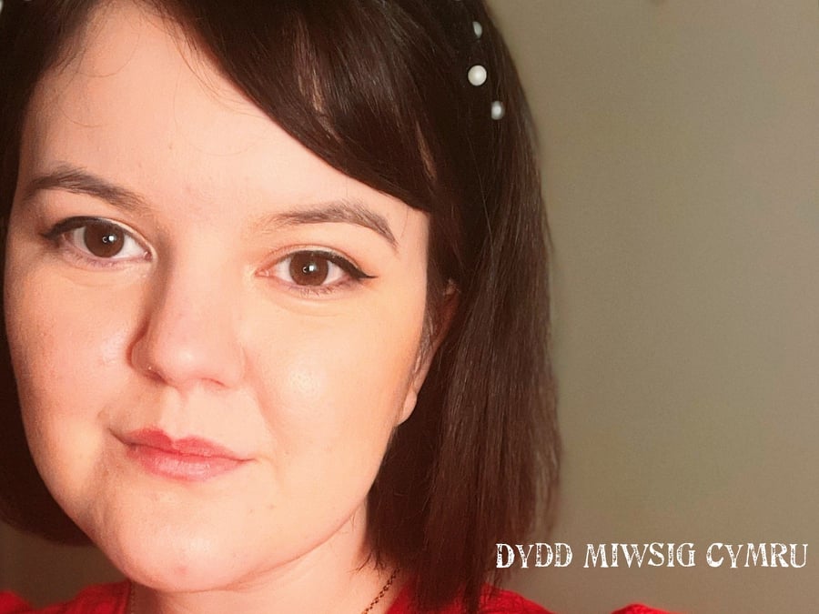 Welsh Language Music Day 2022 : Caitlin Whelan