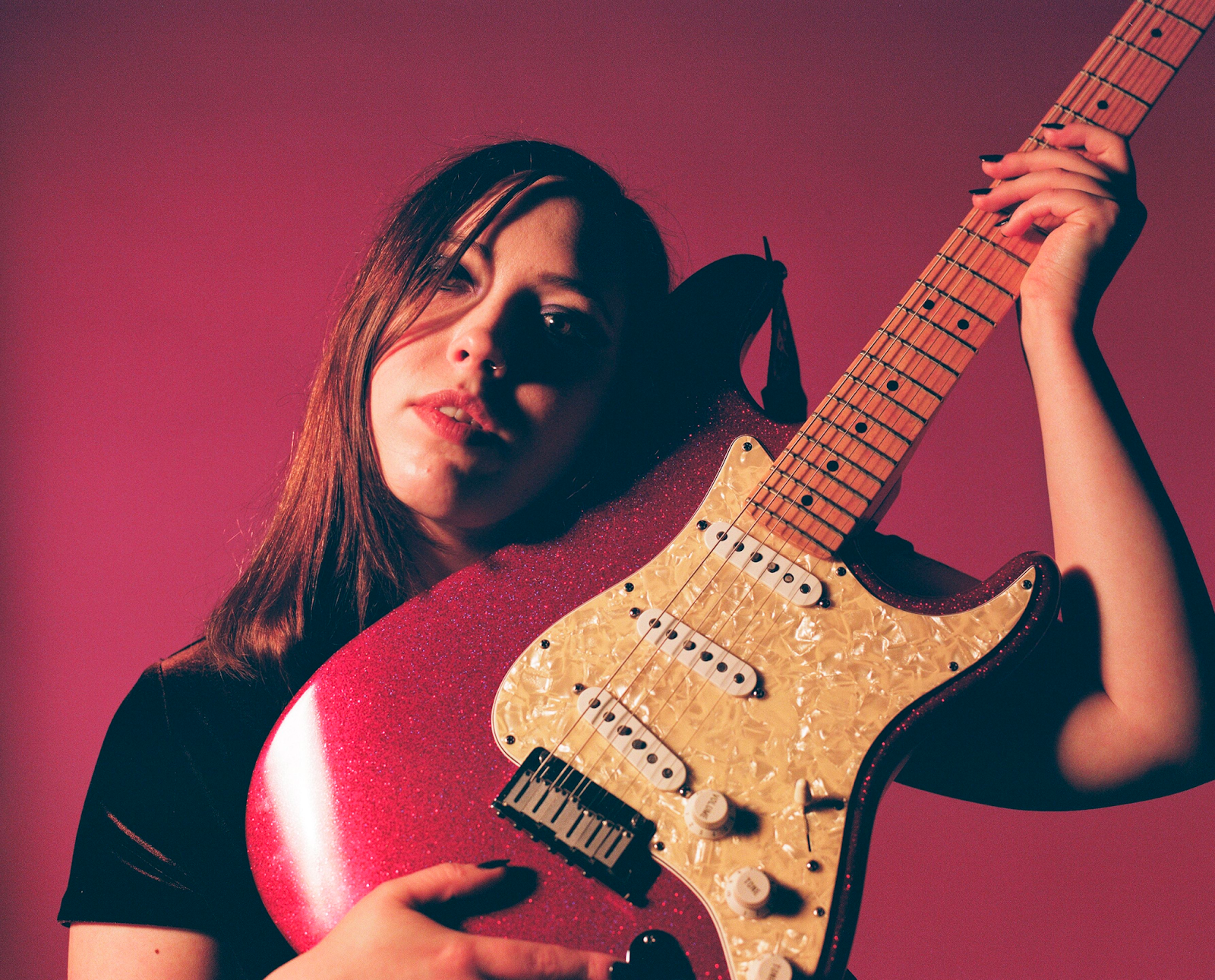 NEWS: Soccer Mommy releases new single 'Bones' & announces UK in-store dates
