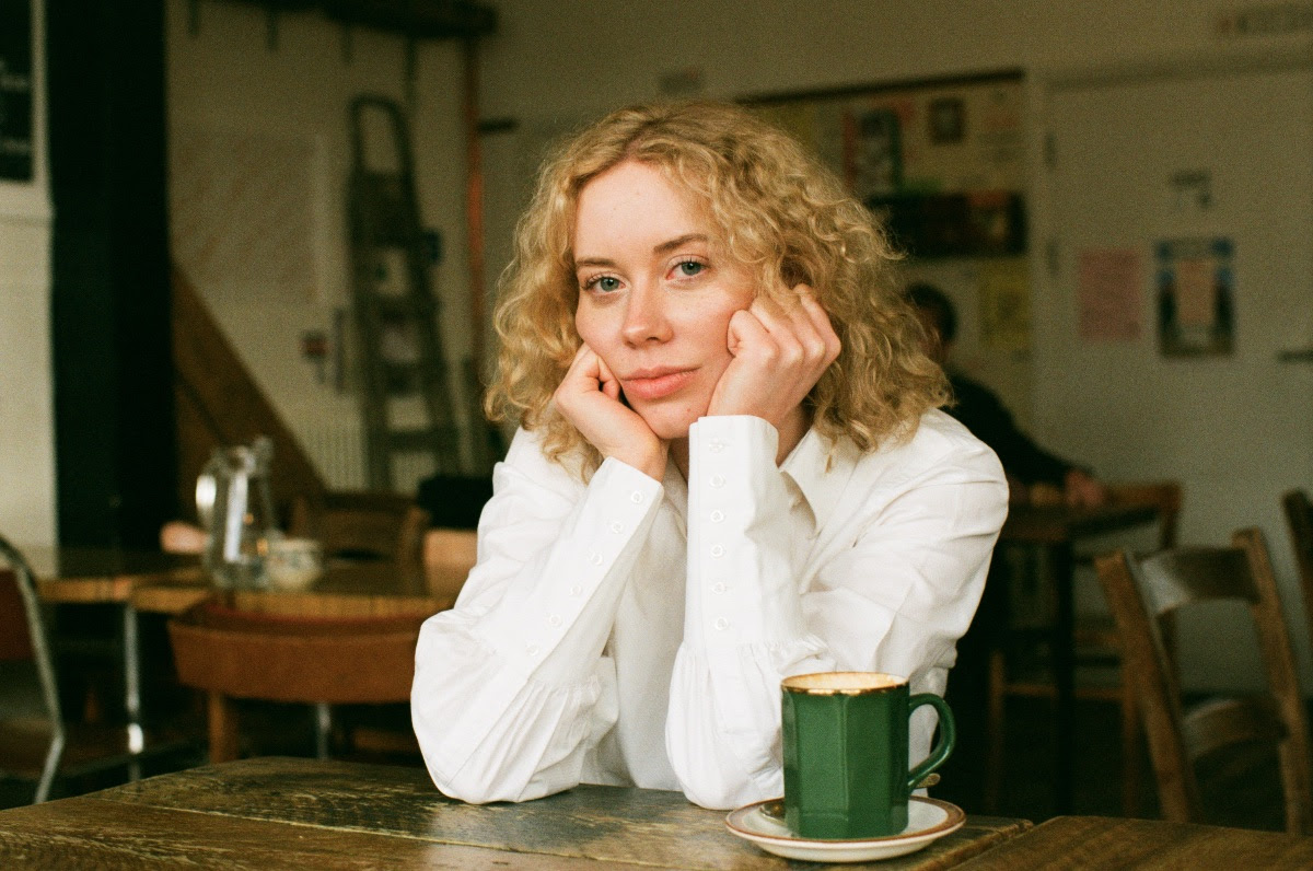 PODCAST: Show Me Magic! Special with Lizzie Reid