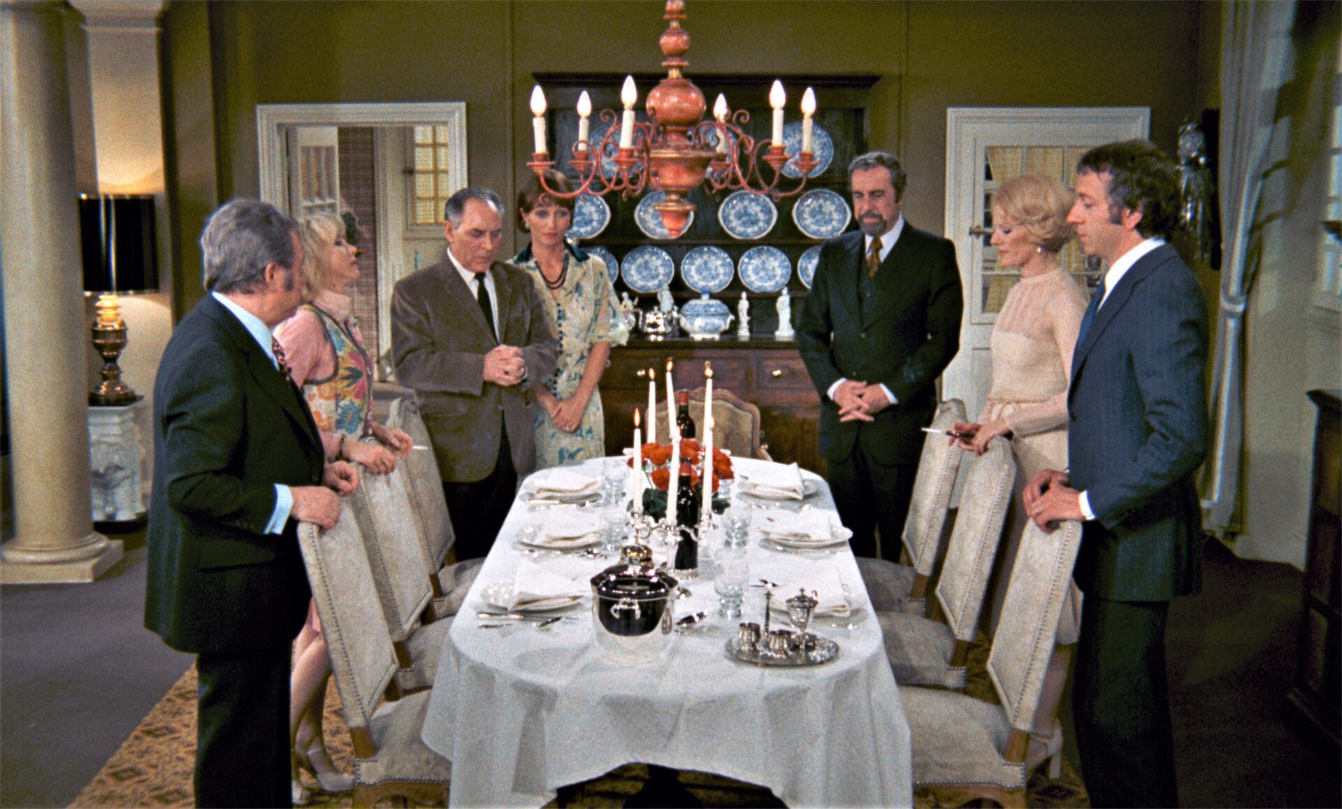 Le Charme discret de la bourgeoisie Screen Grab Restored version 4K 3920x2362 PH 03 0000000 tif 2 scaled