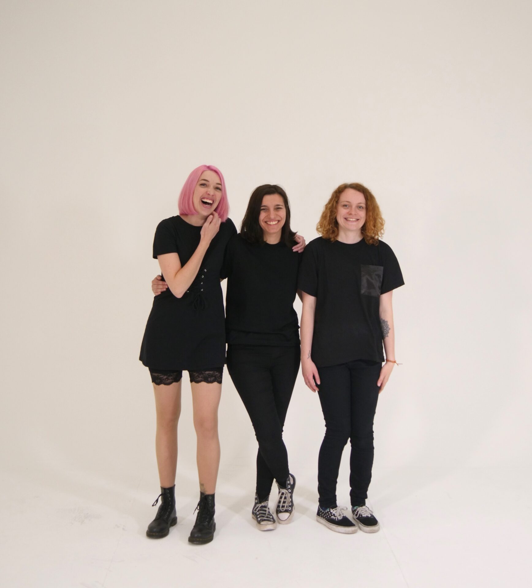 NEWS: BERRIES unleash new single 'Haze' ahead of their tour and debut album, 'How We Function.' 4