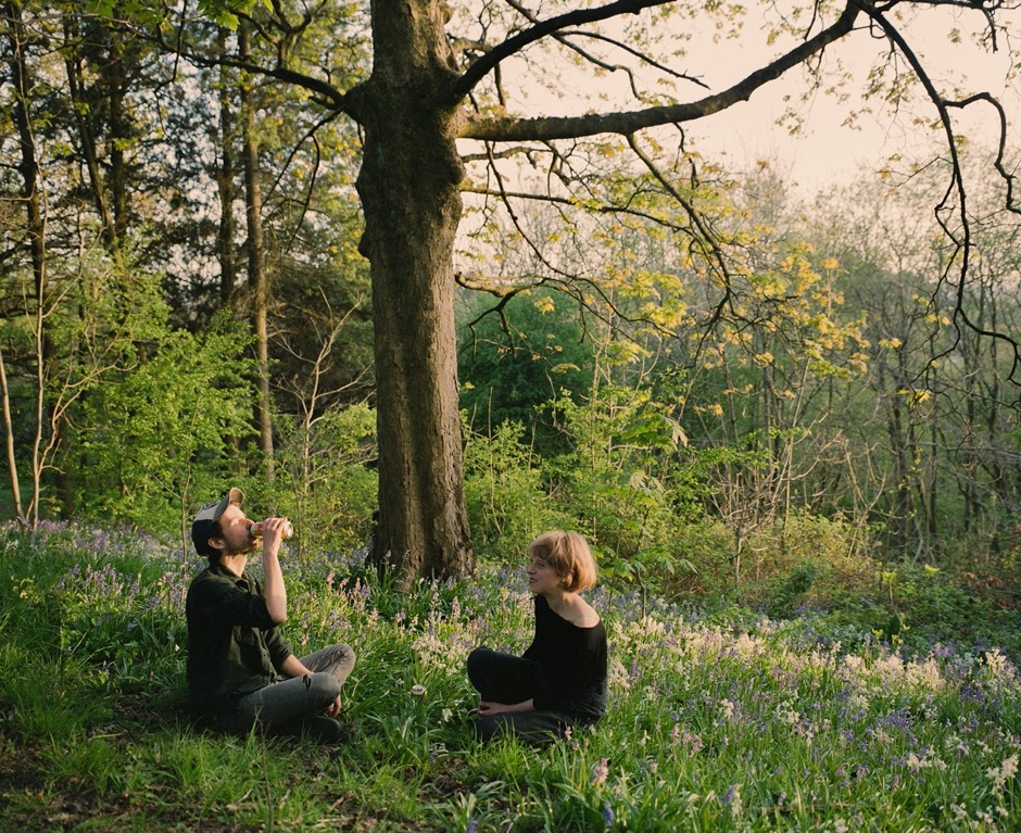 NEWS: Poster Paints share details of debut album & Swooning new single 'Falling Hard' 23 NEWS: Poster Paints share details of debut album & Swooning new single 'Falling Hard'