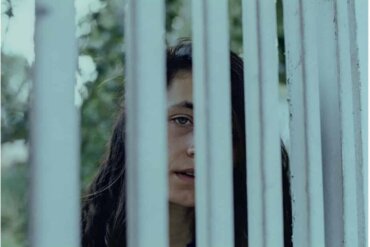 NEWS: Sophie Jamieson announces debut album, ‘Choosing’; shares lead single ‘Sink’; plus details of further live dates