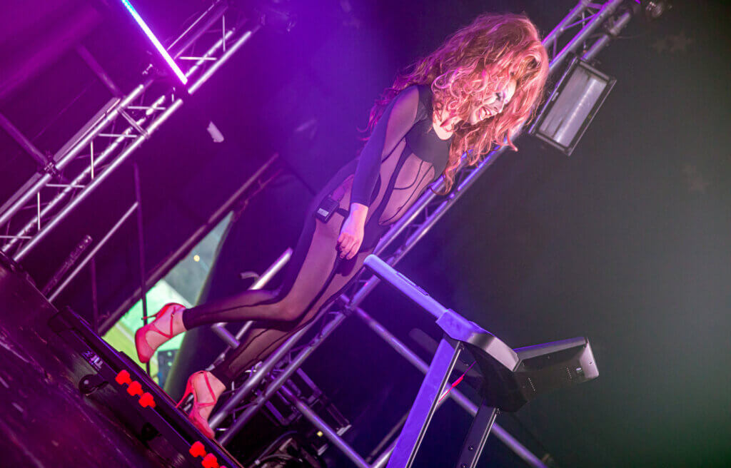 FESTIVAL REPORT: Deer Shed Festival 12 28 298