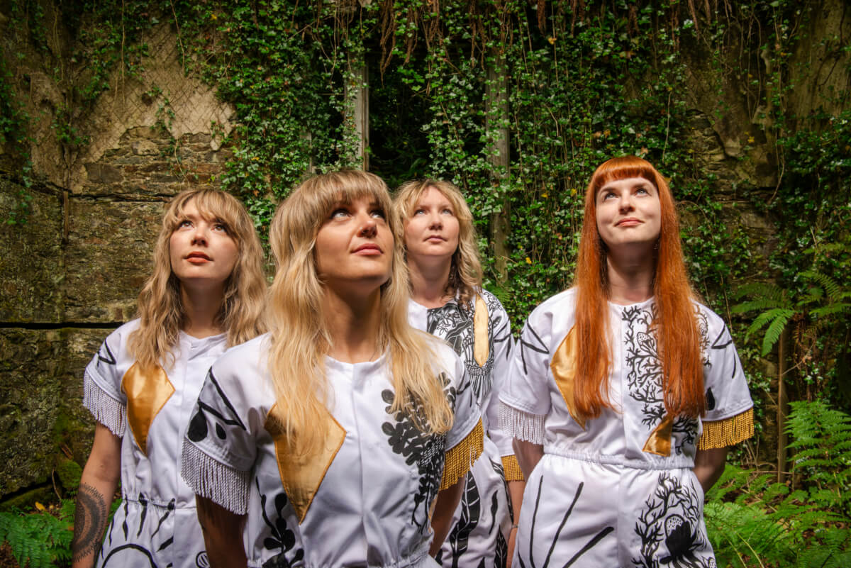 NEWS: Sister Wives share new single 'Greater Place' and confirm album details