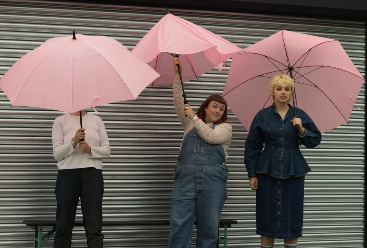 Cymru Cuts #8 - Adwaith, Kim Hon, Ani Glass, YNYS, Sywel Nywl, Blaktrix, Melin Melyn Chroma, Mr Phormula + more 1