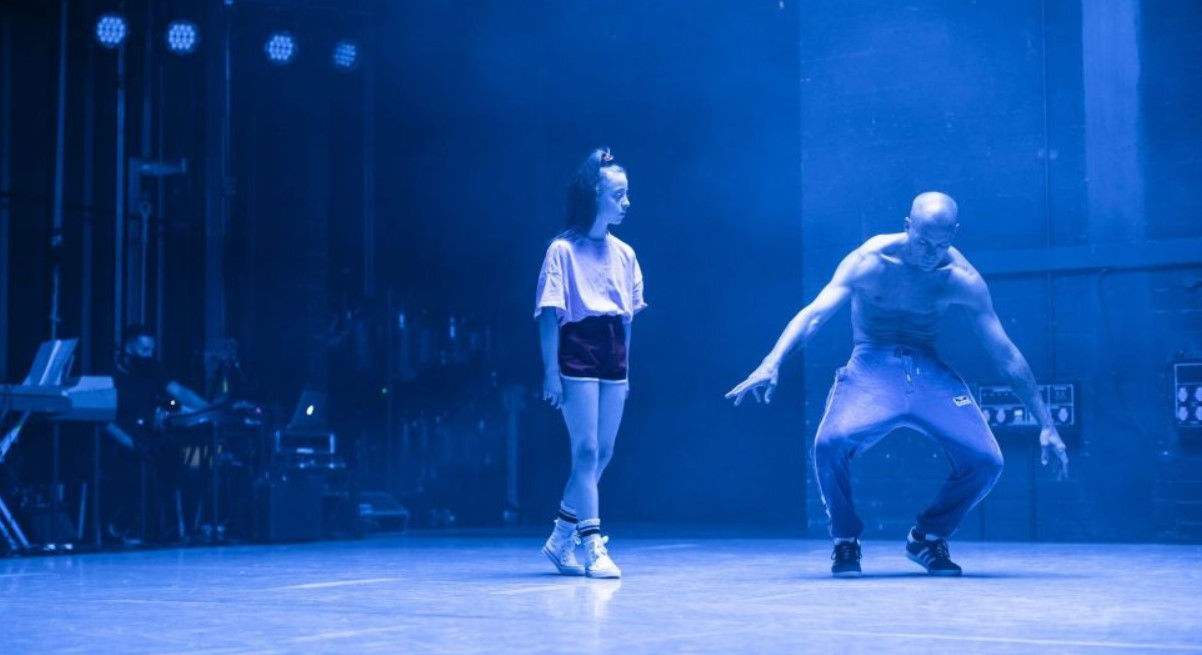 Daniel Fox on Night Dances :"It's fun to put yourself into different worlds" 2