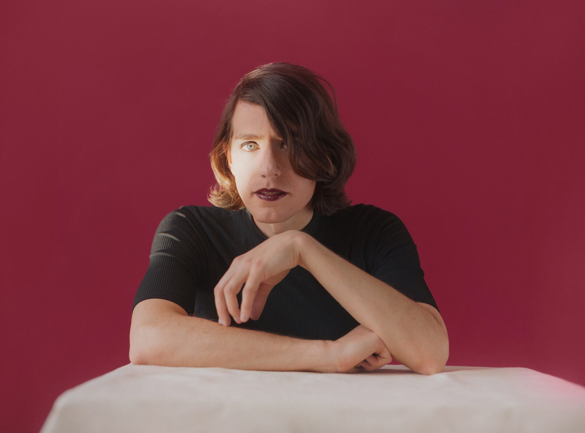 NEWS: Ezra Furman unveils new video ahead of new album and tour 2
