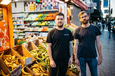 NEWS:  JOHN share new song Hopper On The Dial