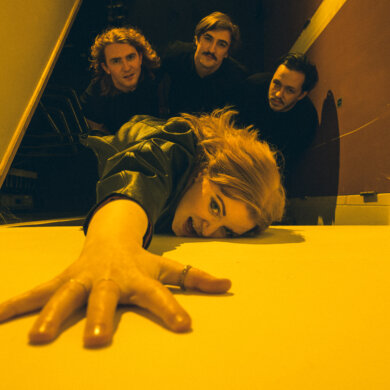 NEWS:  City Slang sign Sprints and re-release single 'Literary Mind' with a new live recording plus a new video recorded at Whelans in Dublin
