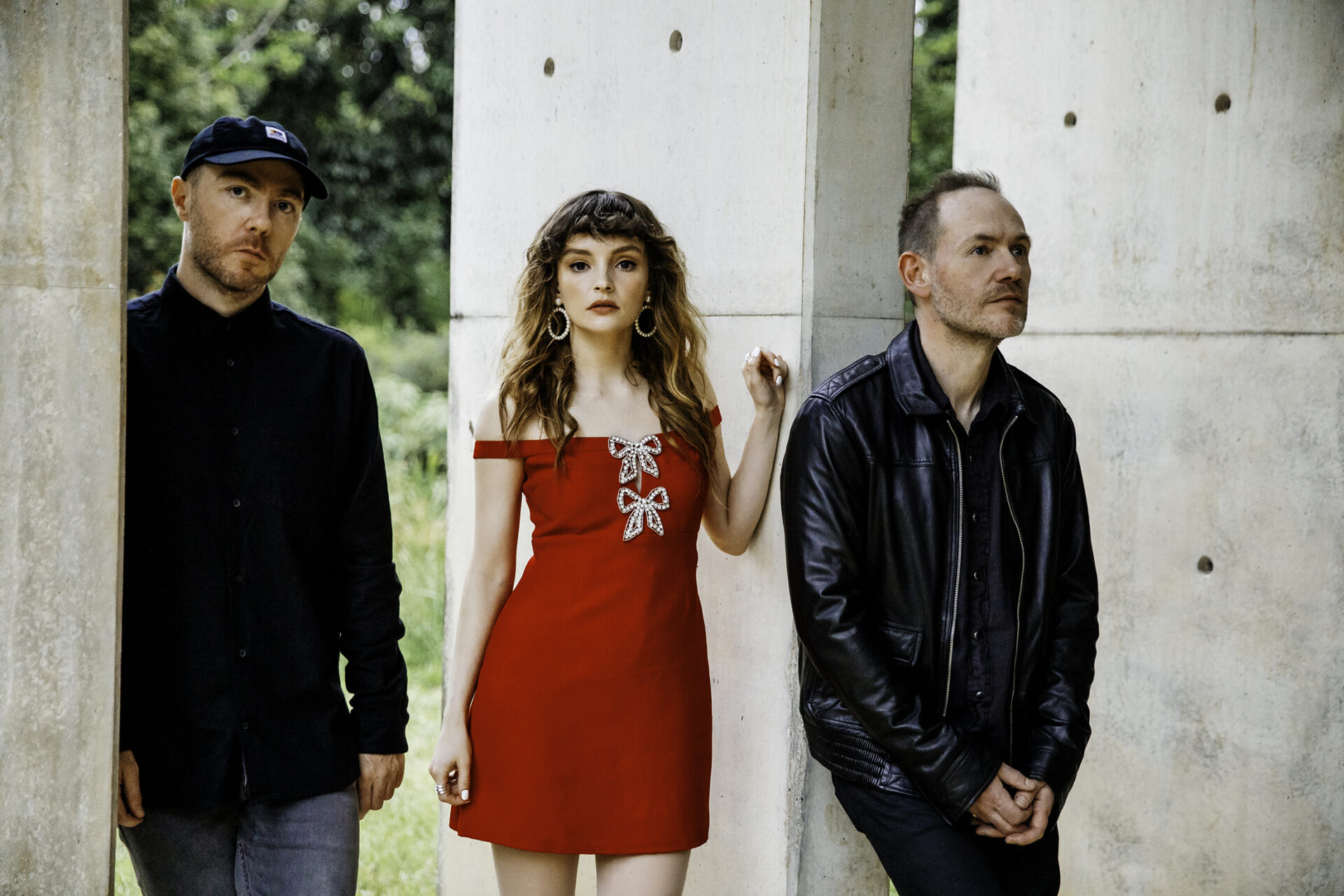 NEWS: CHVRCHES release surprise new single, 'Over'