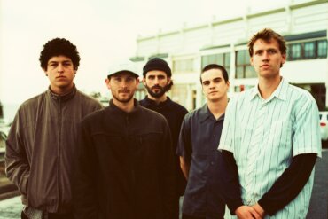 NEWS:  dust announce their debut EP, share new single 'Ward 52' and confirm UK and EU dates with Hockey Dad