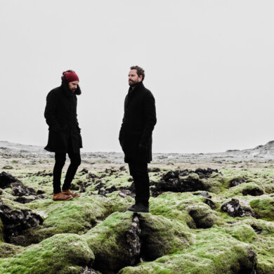 NEWS: A Winged Victory for the Sullen share new single 'All Our Friends are Vampires' ahead of live UK dates 3
