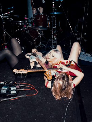 NEWS: Lambrini Girls share video for 'White Van'