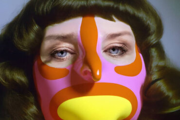 NEWS: Róisín Murphy signs to Ninja Tune and shares refreshing new single 'CooCool' produced by DJ Koze