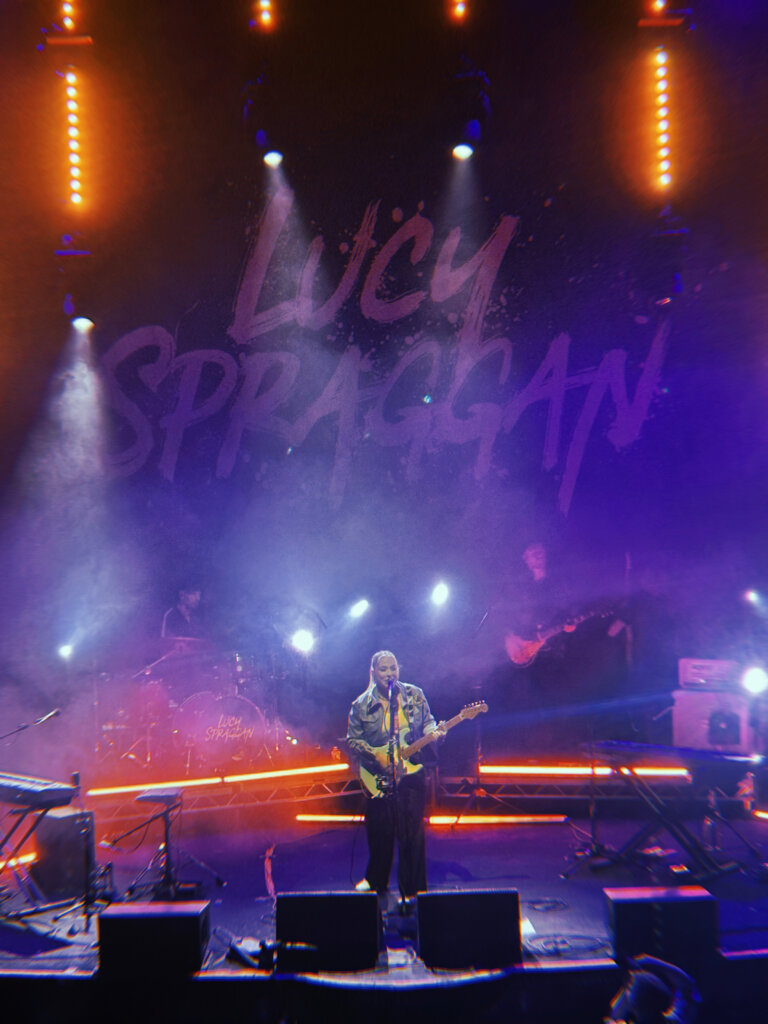 LIVE: Lucy Spraggan - Albert Hall, Manchester, 06/05/2023 23 2023 05 11 210649.713