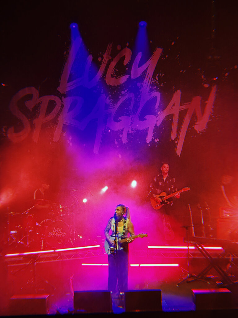 LIVE: Lucy Spraggan - Albert Hall, Manchester, 06/05/2023 24 2023 05 11 210655.225