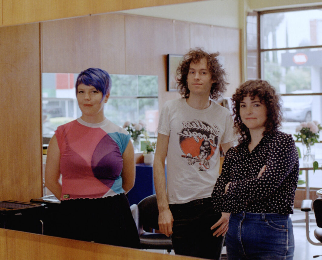 The three members of the band Cable Ties