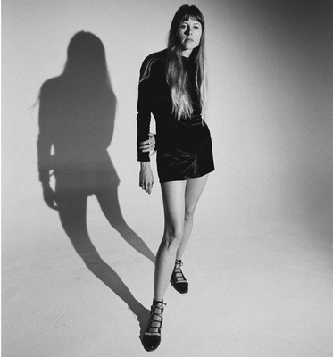 NEWS: Lael Neale shares new video for 'White T-shirt' and new dates including supporting Ben Howard 23 laelneale 2023 promo 03 alexandracabra 2100x2250 300