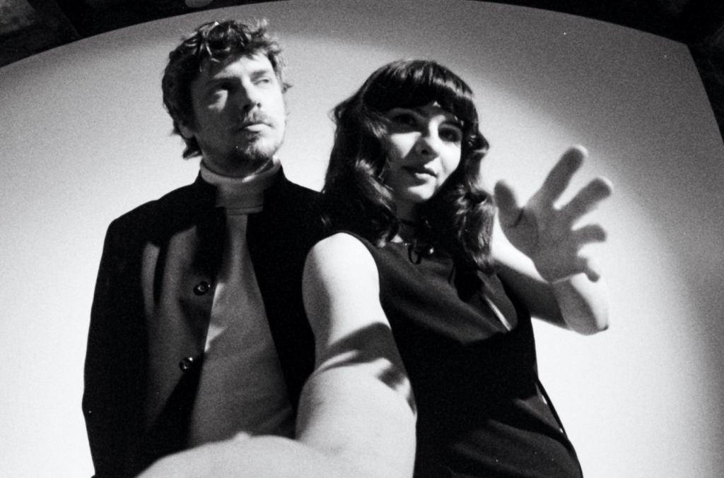 NEWS: Donna Blue share 'Fantasy Girl' track 23 image 5