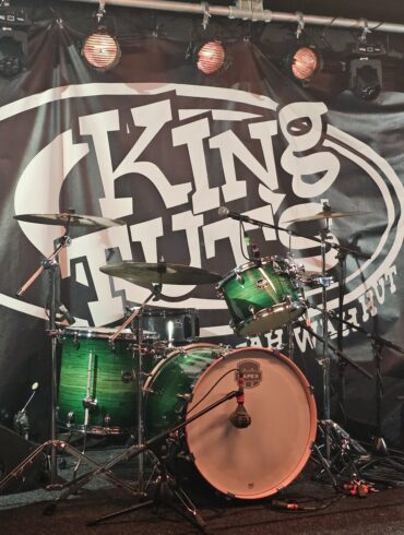King Tuts Wah Wah Hut stage in Glasgow