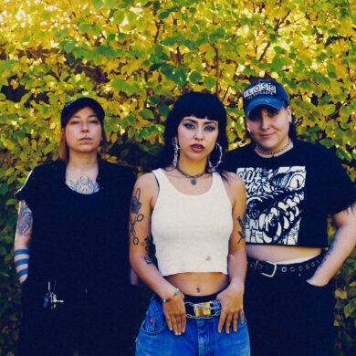 The three members of the band Shooting Daggers