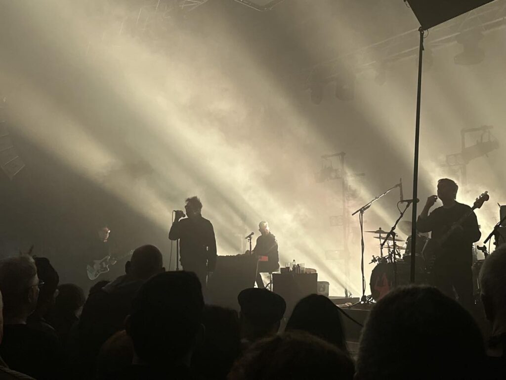 LIVE: Echo and the Bunnymen - The Great Hall, Cardiff University Students Union - 10/03/2024 24 received 370330232512423